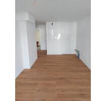 Moderne großzügige 3-Zimmerwohnung (kernsaniert) in Röthlein