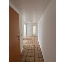 Dachgeschosswohnung - 623,00 EUR Kaltmiete, in Moers (PLZ: 47441)