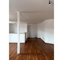 Saniere DG Wohnung in Colditz - 450,00 EUR Kaltmiete, in Colditz (PLZ: 04680)