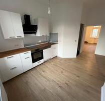Helle 2-Zimmer-Altbauwohnung nahe Niederfeldsee mit Einbauküche - Essen Stadtbezirk III