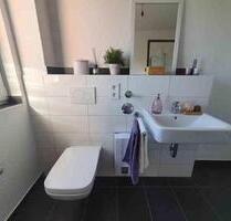 Moderne Penthouse-Wohnung - Aufzug und Fußbodenheizung über Erdwärme - Grevenbroich