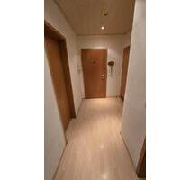 3 Zimmer Wohnung in ruhiger Wohnlage mit Balkon und Einbauküche - Mühlhausen (Thüringen)