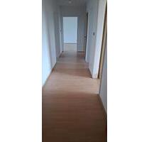 4-Zimmer Wohnung mit Balkon Nähe Elisabeth-Krankenhaus - Mönchengladbach Süd