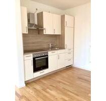 Rollstuhlgerechte 2-Zimmer-Wohnung mit hochwertiger Ausstattung, Einbauküche und Balkon! - Dresden Plauen