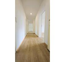 Helle 3-ZKB-Wohnung mit Balkon & Garage in Petersberg (36100) - Fulda