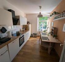 Helle, geräumige 2-Zimmer-Wohnung mit EBK und Waschmaschine - Dresden Neustadt