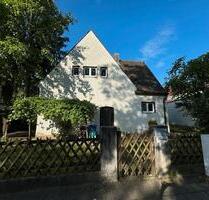 Provisionsfrei! Haus mit großem Grundstück in FÜ Poppenreuth - Fürth Atzenhof