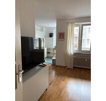 Möbliertes Appartement mit Balkon in super Lage! - Düsseldorf Stadtbezirk 2