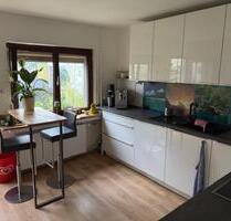 Möblierte, helle 3 Zimmer Wohnung (auch kurzzeitig) - Kalletal