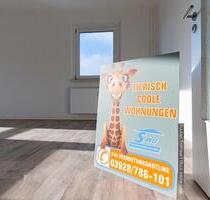 Wir sanieren, Sie profitieren! Helle 2-Raum Wohnung mit großzügigem Balkon zu vermieten. - Schönebeck (Elbe)