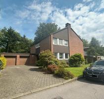 Hochwertige Sanierte Erdgeschosswohnung mit Garten und Garage - Bochum Bochum-Ost