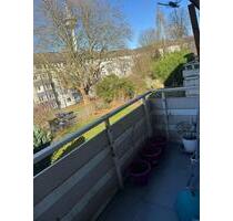 Schöne 2,5 Zimmer Wohnung mit Balkon in Essen-Holsterhausen