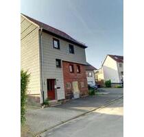 Haus mit Scheune - 85.000,00 EUR Kaufpreis, ca.  120,00 m² in Felsberg (PLZ: 34587)