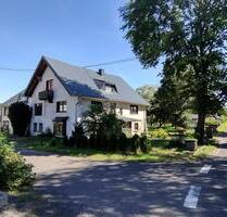 2 Immobilien mit weiteren Bauplätzen auf 6000 qm in Meudt - Nentershausen