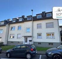 SCHADE HAUSVERWALTUNG - Kernsanierte 3-Zimmerwohnung im Dachgeschoss zu vermieten! - Plettenberg