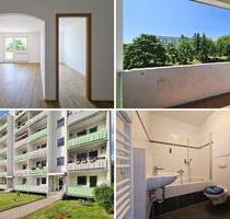 chice Balkonwohnung mit Designbelag & Fahrstuhl im beliebten 2. OG - Flöha