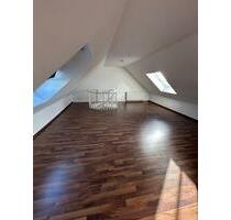 Maisonette-Wohnung mit Balkon ab September 2025 frei !! - Chemnitz Bernsdorf