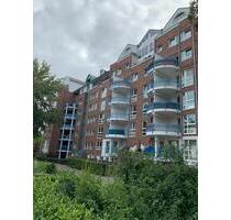 Helle 2-Zimmerwohnung mit Balkon, Einbauküche & TG-Stellplatz - Hamburg Lohbrügge