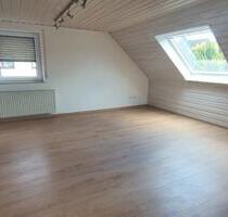 Helle 3,5 Zi. DG Diespeck - 650,00 EUR Kaltmiete, in Diespeck (PLZ: 91456)