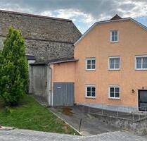 Sanierungsbedürftiges Stadthaus direkt an der Stadtmauer - Vilshofen an der Donau