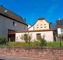 Haus Verkauf - 180.000,00 EUR Kaufpreis, ca.  158,00 m² in Sulzbach am Main (PLZ: 63834)