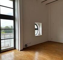 2 Raum Wohnung mit Elbblick, Balkon und Stellplatz - Magdeburg Brückfeld