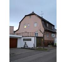 Großes Wohnhaus zu vermieten. - 2.380,00 EUR Kaltmiete, ca.  190,00 m² in Frickenhausen (PLZ: 72636)