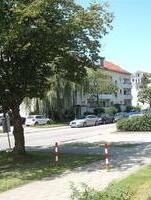 Leerstehende Hochparterre mit neuer Küche in Germering von Privat