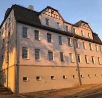 Hochwertige, möblierte 2-Zi Wohnung in saniertem Altbau - Crimmitschau