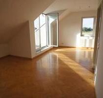 Wunderschöne 2-Raum-Dachgeschosswohnung mit Feldblick und Balkon - Dallgow-Döberitz