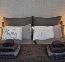 Möblierte Wohnung mit Balkon nahe Zentrum (Zwischenmiete) - Wedel