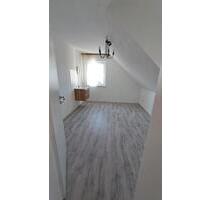 DG Wohnung - Winterberg - Niederseld f4 Zimmer Küche Badezimmer