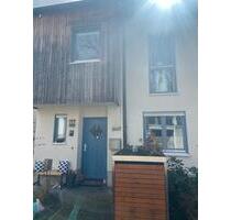 Seltene Gelegenheit. Haus zur Miete in Refrath - Bergisch Gladbach Frankenforst