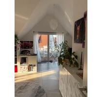 Moderne, schöne 2 Zimmerwohnung zur Zwischenmiete (6 Monate) - Tübingen