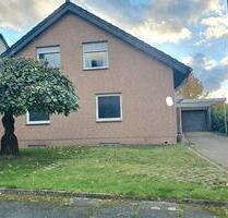 Großes Haus zu vermieten (2-Familienhaus) - Bad Salzuflen Ehrsen-Breden