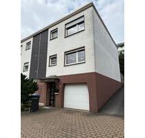 Schöne Doppelhaushälfte mit Garten in zentraler Remscheider Lage