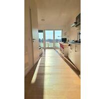 Modern new-build 1-room apartment with large balcony – Offenbach. - Offenbach am Main Bieberer Berg