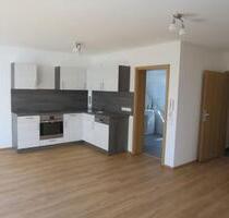 1,5-Zimmer-Wohnung mit Einbauküche,Badezimmer&Stellplatz in Hemau