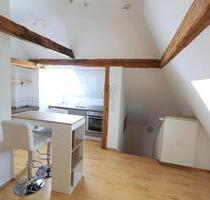 Single Wohnung - DG-Wohnung - Zentral gelegen - Maxhütte-Haidhof