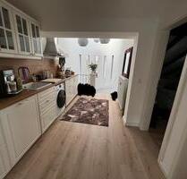 Bestlage: Kernsanierte 2 Zimmer Wohnung am Weserdeich - Weyhe