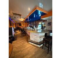 VIERNHEIM ZENTRUM Gut laufende Bar- Nachtcafé mit ca. 190 m² Fläche sowie Außenterrasse