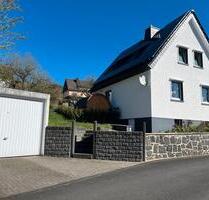 Kleines Einfamilienhaus - 305.000,00 EUR Kaufpreis, ca.  85,00 m² in Herborn (PLZ: 35745)