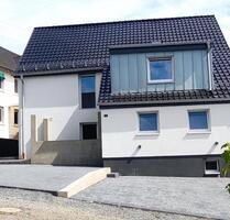 Wunderschöne großzügige 2 Zimmerwohnung - Windeck