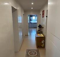 Hochwertig sanierte 3-Zimmer Wohnung teilmöbliert und ruhige Lage - Haar