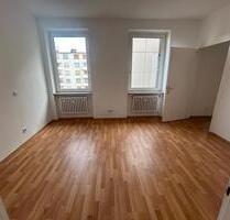 Charmante 3 Zimmer-Wohnung in Ludwigshafen - Ludwigshafen am Rhein