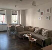 Zentrale 2-Zimmer-Wohnung mit Einbauküche – 704 € Warmmiete - Hildburghausen