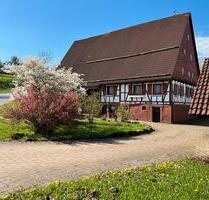 Traumhaftes Bauernhaus mit Reitplatz und Pferdeboxen - Waldachtal