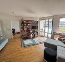 Mainz-Neustadt: Dreizimmerwohnung mit Balkon, EBK und Stellplatz