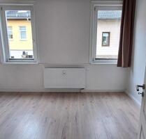 Große, vollst. renovierte 4-Zimmerwohnung - Neustadt bei Coburg