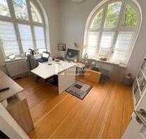 Charmantes, zweistöckiges Atelier mit besonderem Flair – jetzt zu vermieten - Kitzingen